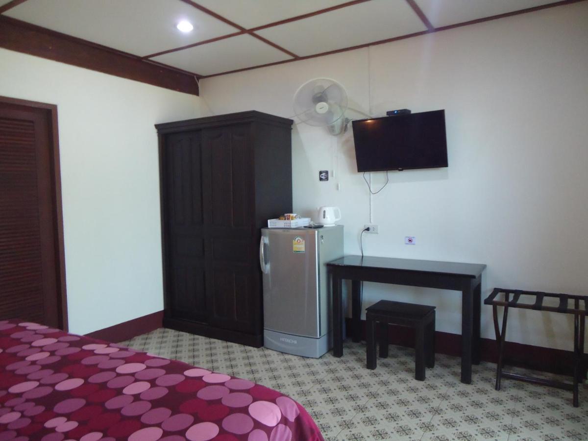 Sea Breeze House, Naiplao Beach Khanom Extérieur photo