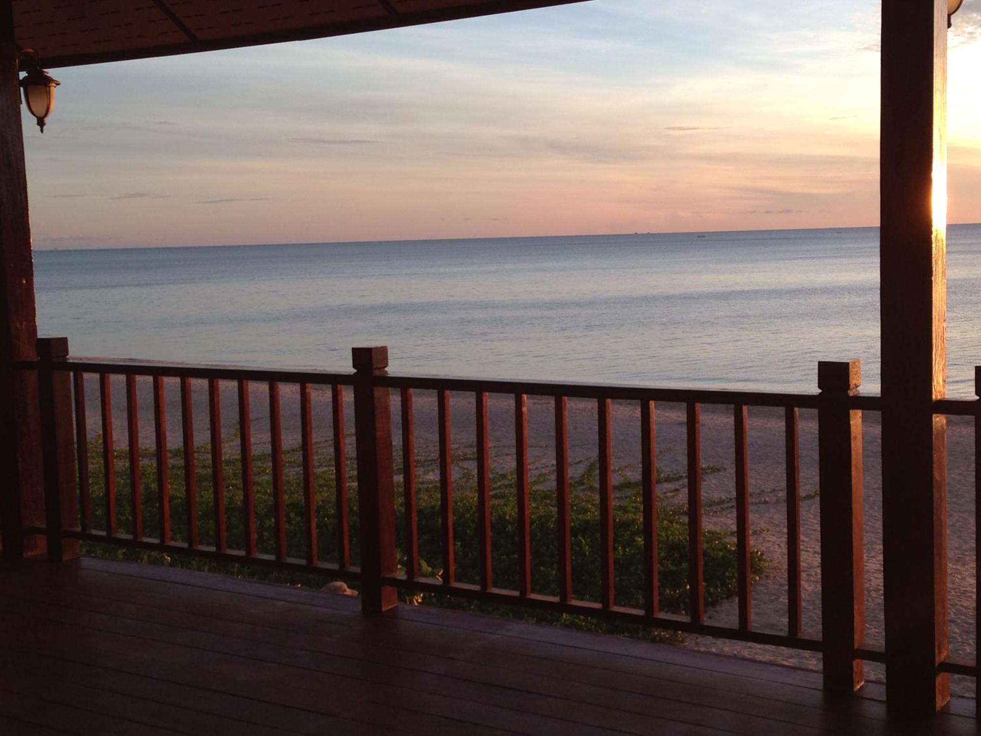 Sea Breeze House, Naiplao Beach Khanom Chambre photo