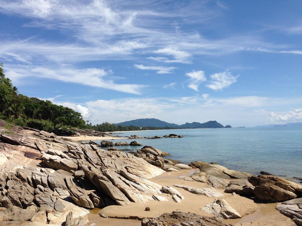 Sea Breeze House, Naiplao Beach Khanom Extérieur photo
