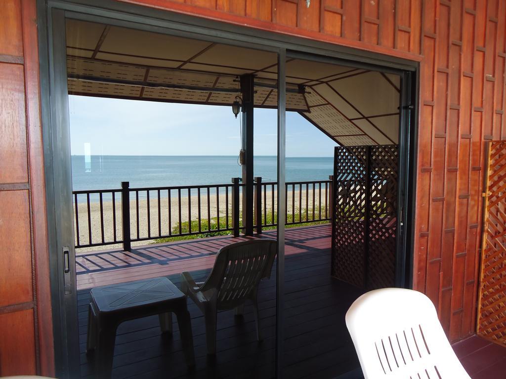 Sea Breeze House, Naiplao Beach Khanom Extérieur photo