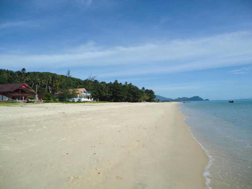 Sea Breeze House, Naiplao Beach Khanom Extérieur photo