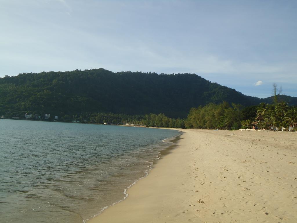 Sea Breeze House, Naiplao Beach Khanom Extérieur photo