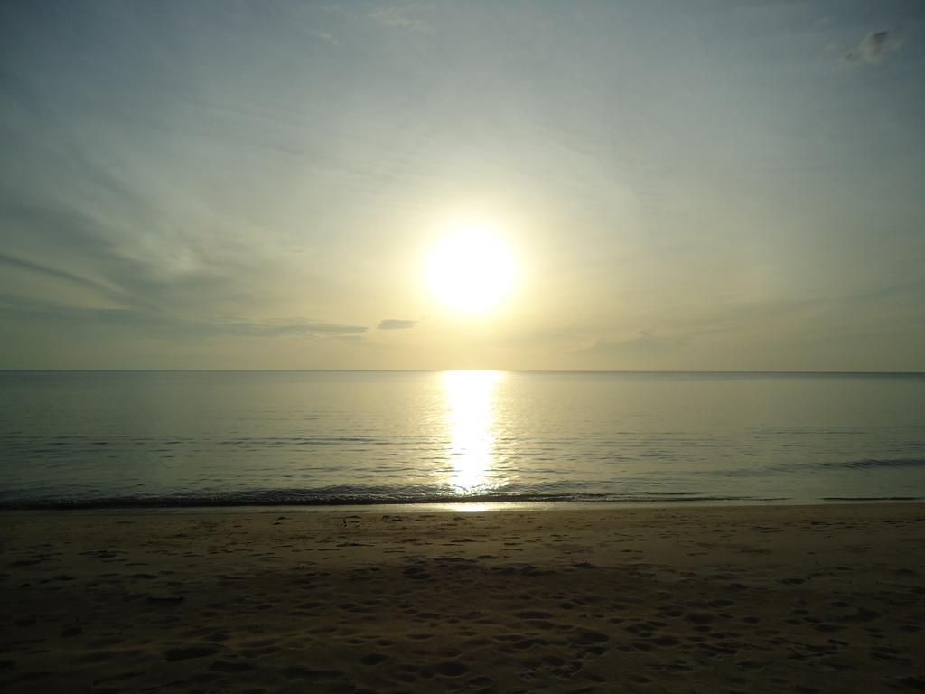Sea Breeze House, Naiplao Beach Khanom Extérieur photo