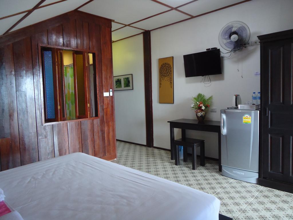 Sea Breeze House, Naiplao Beach Khanom Extérieur photo