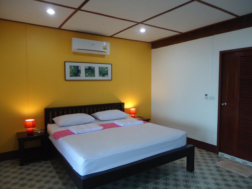 Sea Breeze House, Naiplao Beach Khanom Extérieur photo